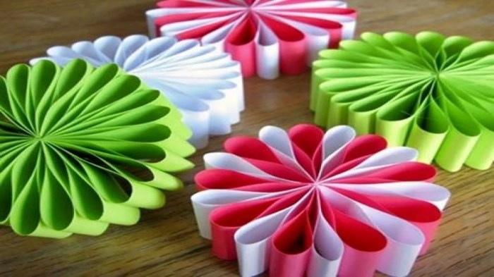 How to make paper decoration for christmas